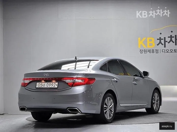 Hyundai Grandeur 2