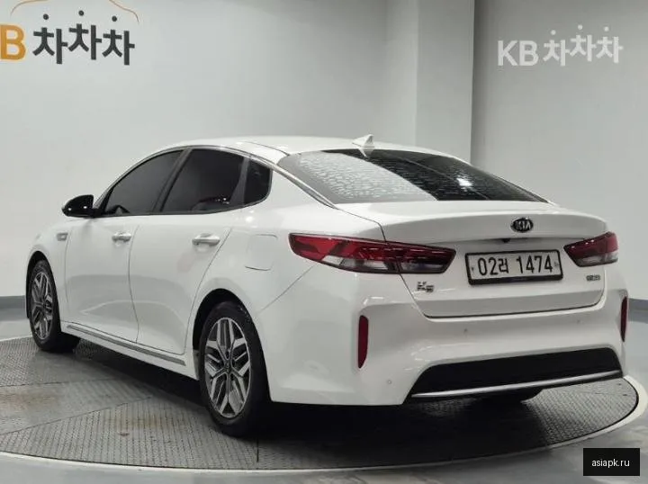 Kia K5 4