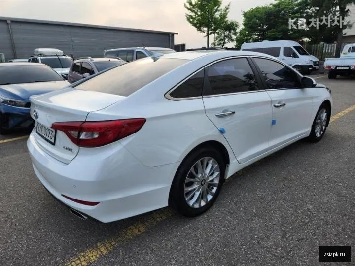 Hyundai Sonata 5