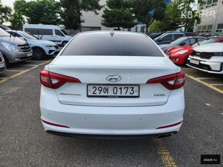 Hyundai Sonata 4
