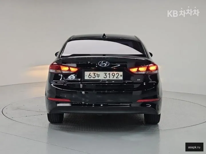 Hyundai Avante 3