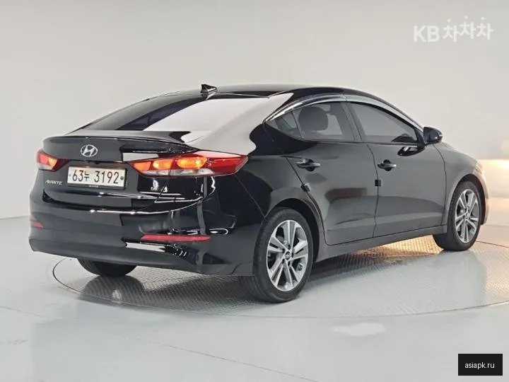 Hyundai Avante 4