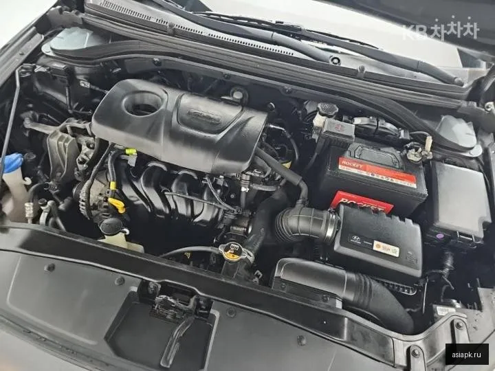Hyundai Avante 5