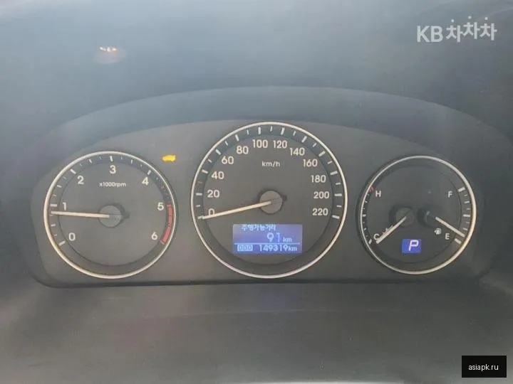Hyundai Starex 5