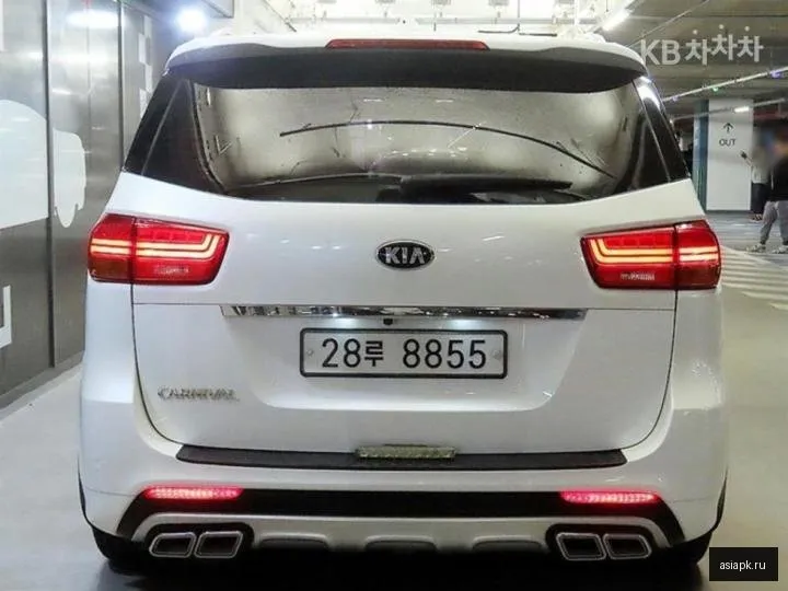 Kia Carnival 3