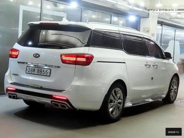 Kia Carnival 4
