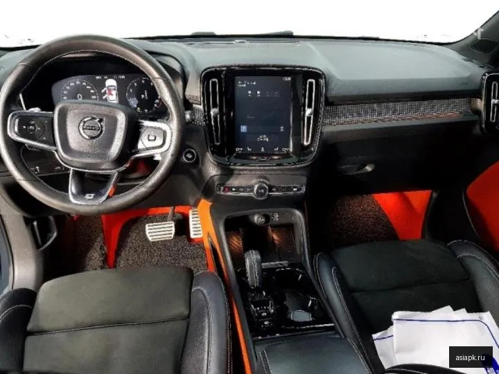 Volvo XC40 5