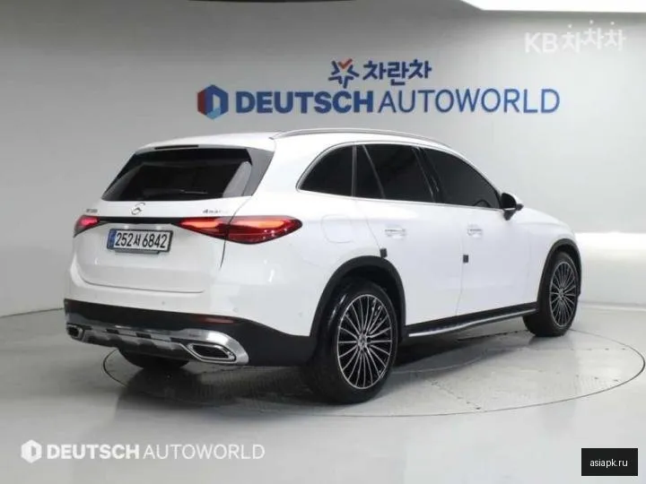Mercedes-Benz GLC-Class 2