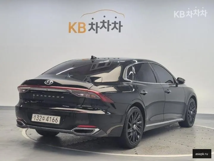 Hyundai Grandeur 2