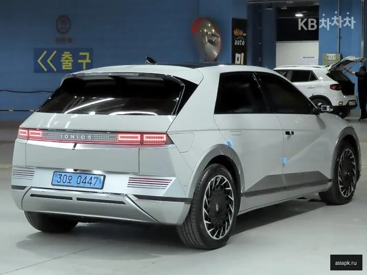 Hyundai Ioniq 5 4