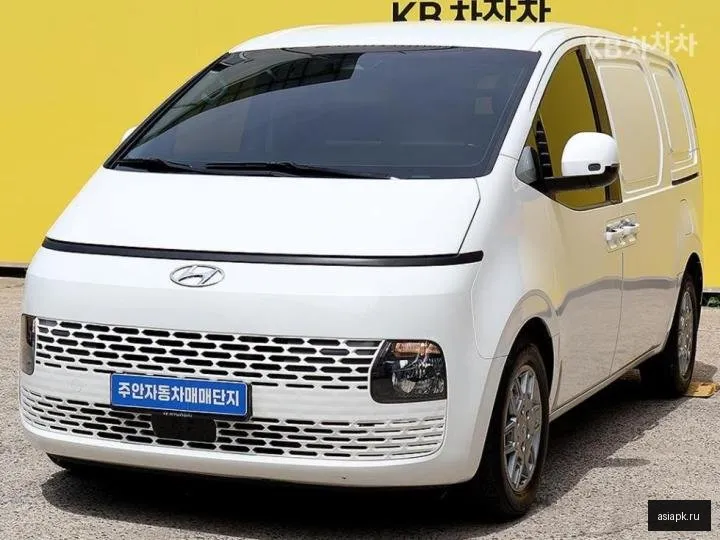 Hyundai Staria 2