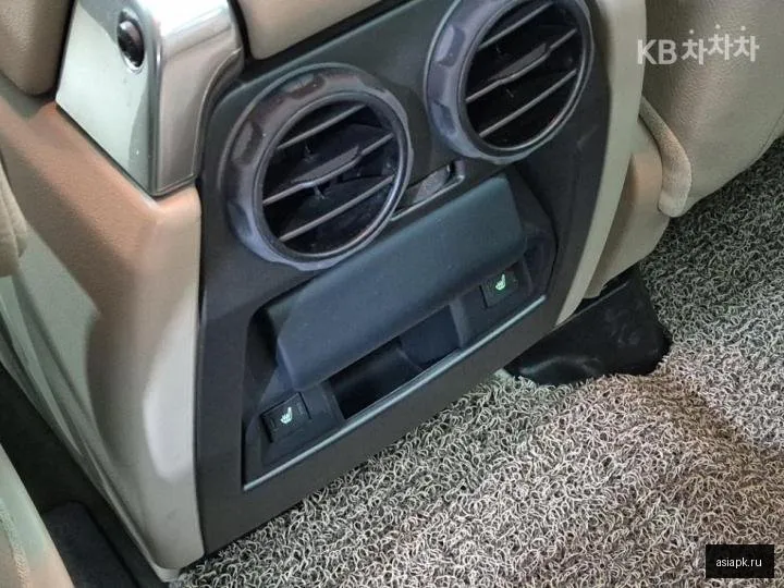 Land Rover Discovery 6