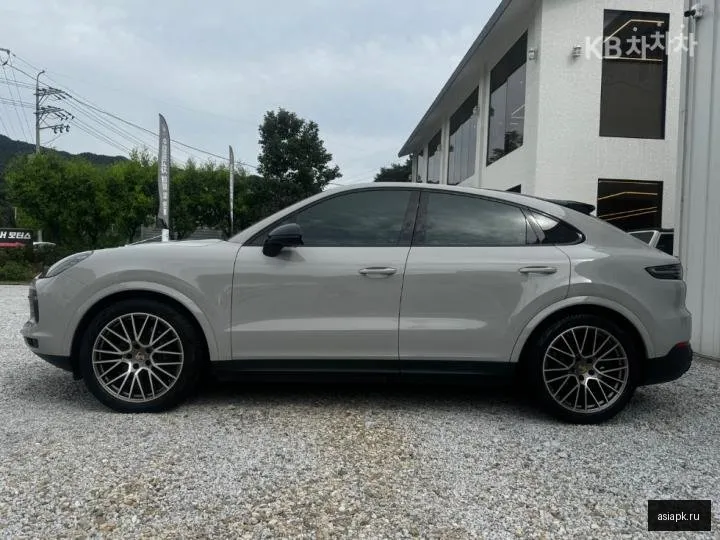 Porsche Cayenne 2
