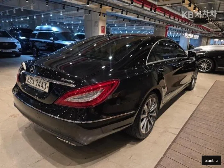 Mercedes-Benz CLS-Class 5