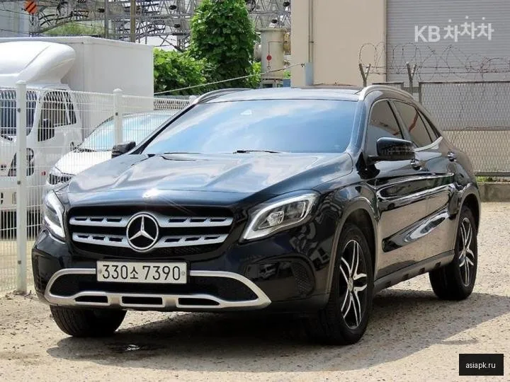 Mercedes-Benz GLA-Class AMG 2