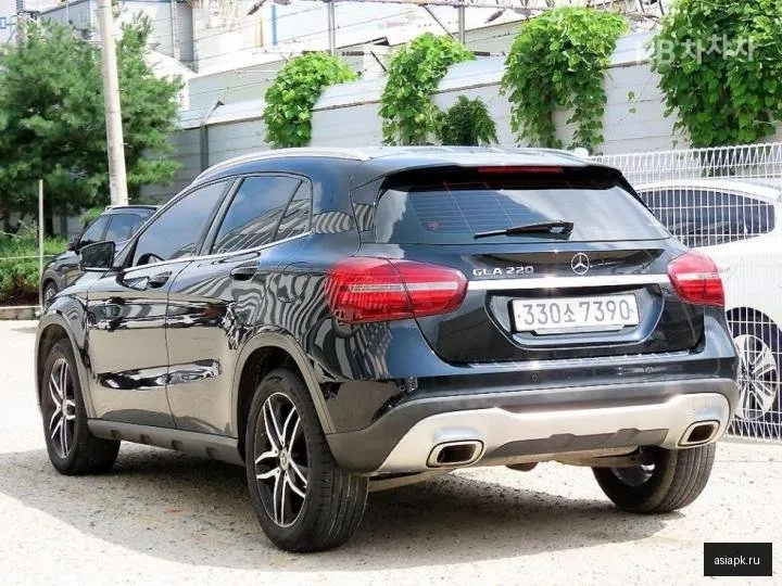 Mercedes-Benz GLA-Class AMG 3