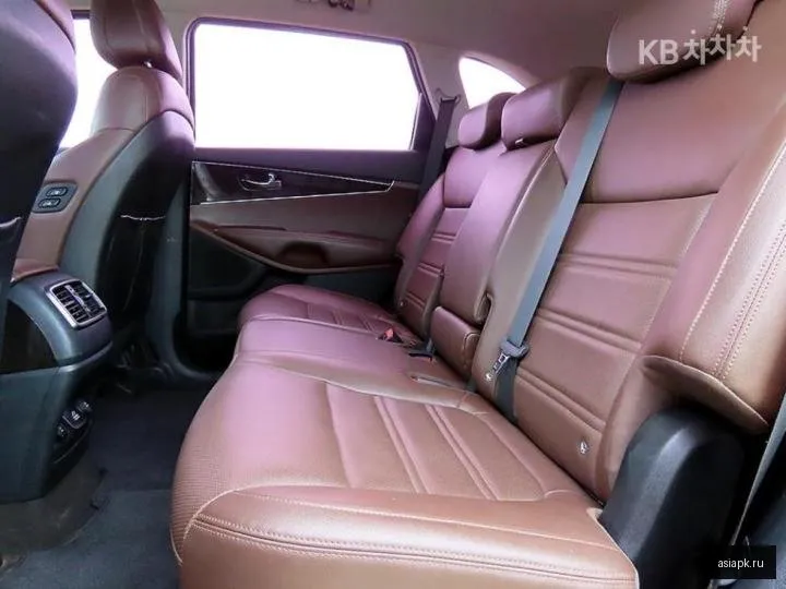 Kia Sorento 6
