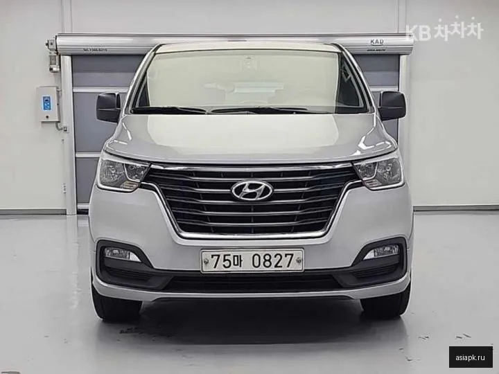 Hyundai Starex 2