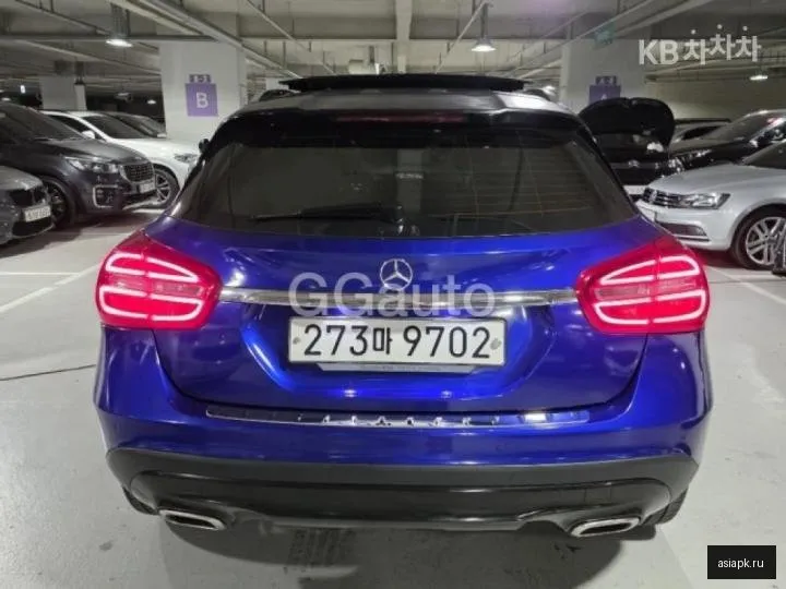 Mercedes-Benz GLA-Class 3