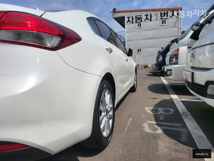 Kia K3 5