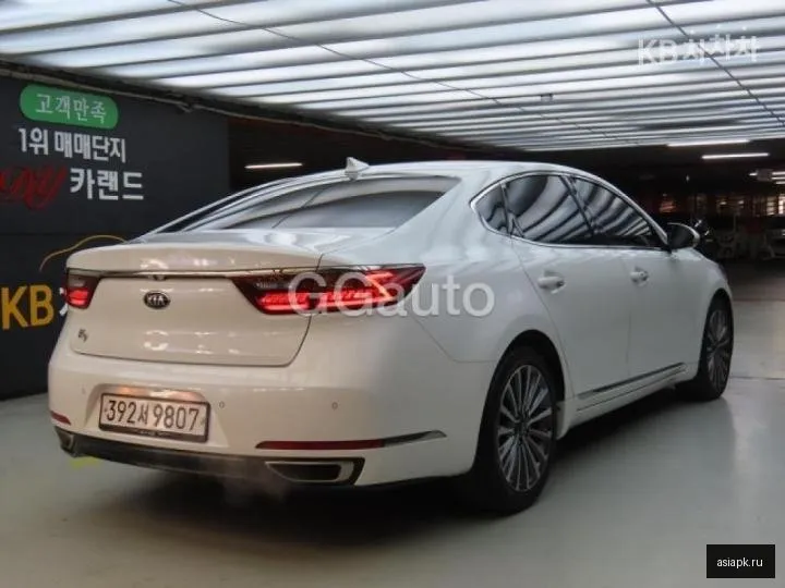 Kia K7 4