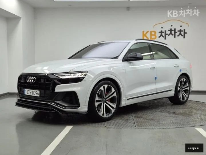 Audi Q8