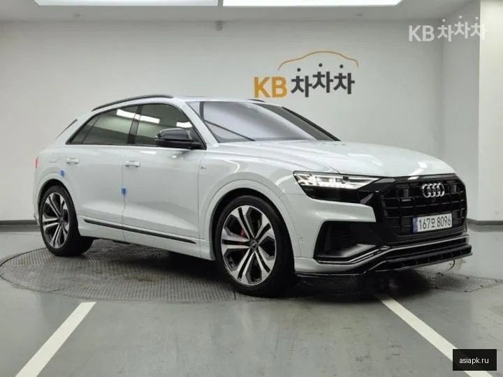 Audi Q8 2