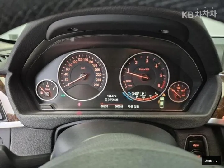 BMW 3-Series 6