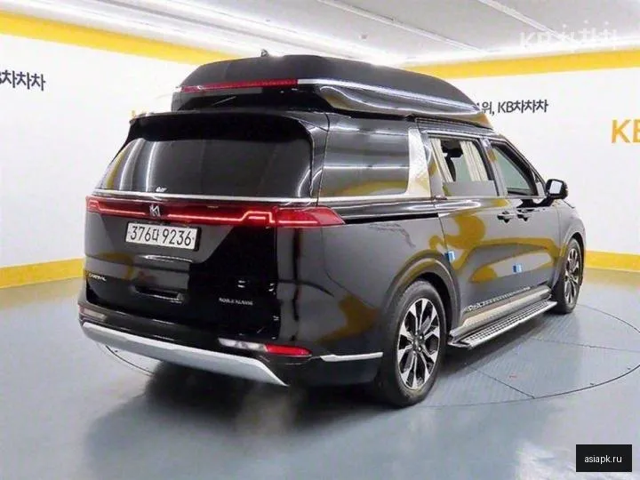 Kia Carnival 4