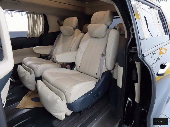 Kia Carnival 6