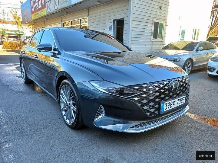 Hyundai Grandeur 2