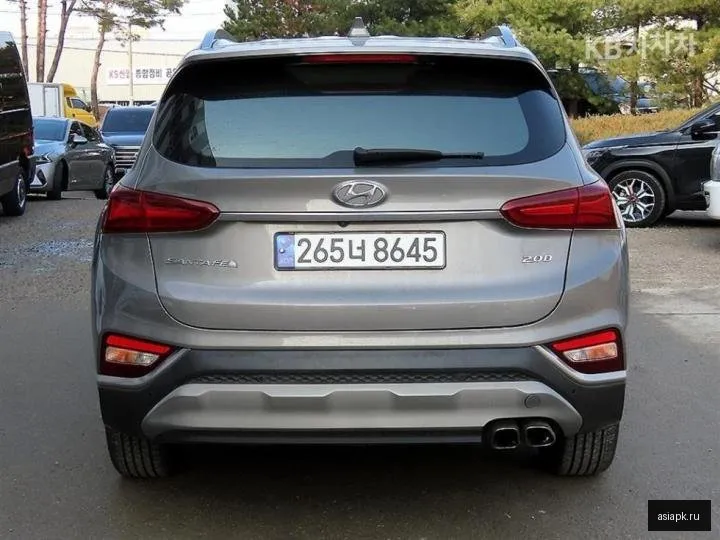 Hyundai Santa Fe 4