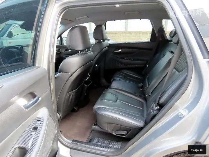 Hyundai Santa Fe 6