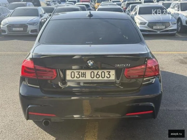 BMW 3-Series 5