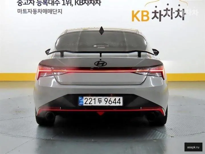 Hyundai Avante 3