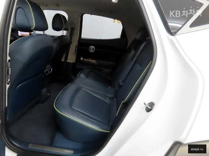 genesis GV60 6