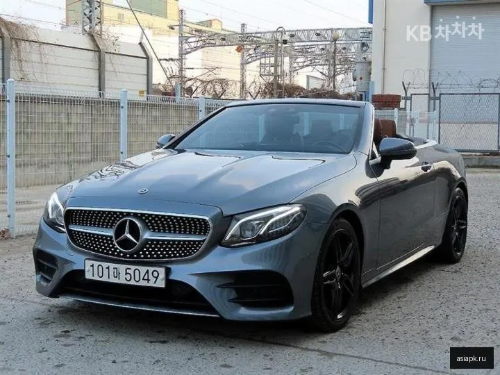 Mercedes-Benz E-Class 6