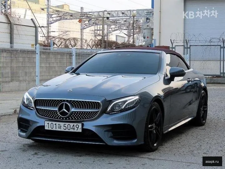 Mercedes-Benz E-Class 2