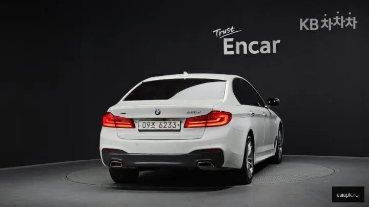 BMW 5-Series 3