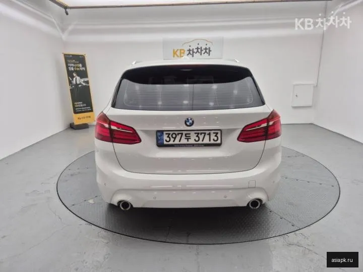BMW 2-Series 3