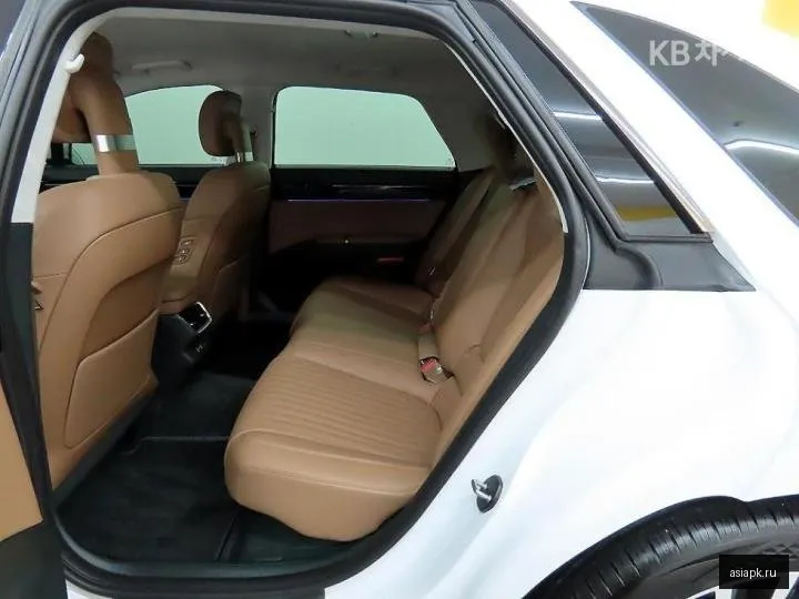 Hyundai Grandeur 6