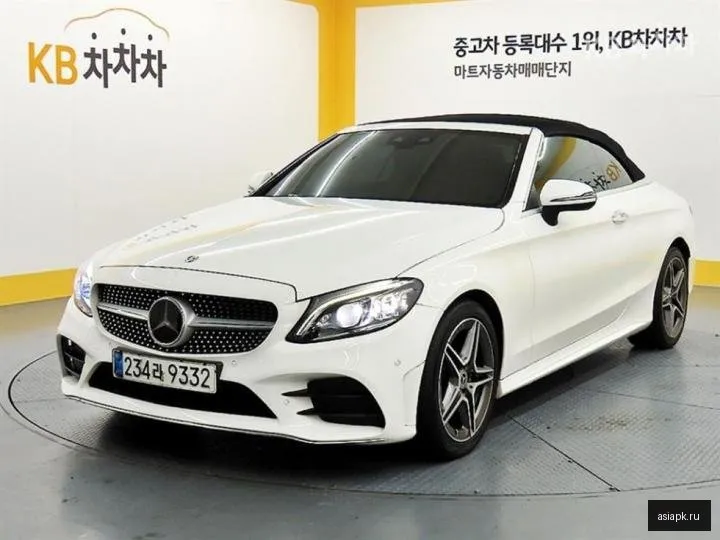 Mercedes-Benz C-Class 2