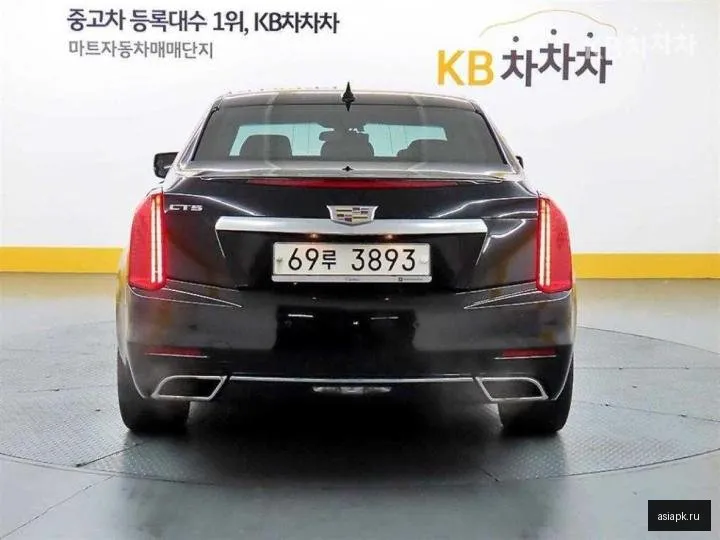 Cadillac CTS 3
