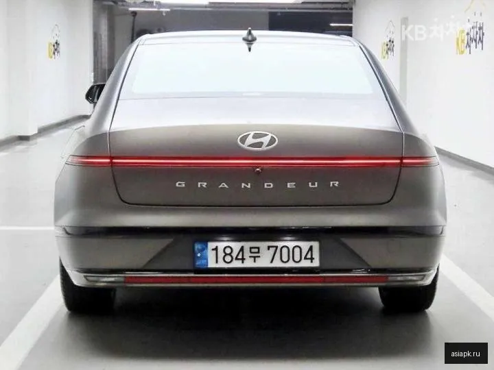 Hyundai Grandeur 3
