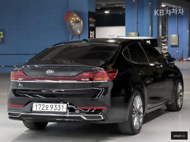 Kia K7 4