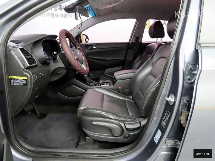 Hyundai Tucson 4