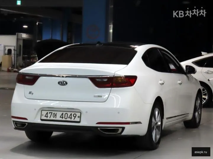 Kia K7 4