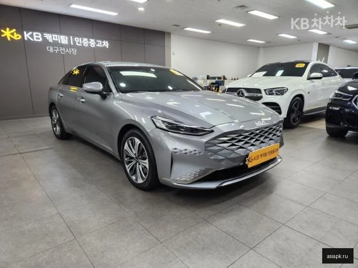 Kia K8 3