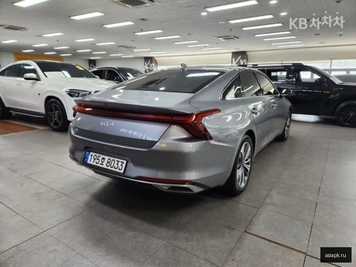 Kia K8 4