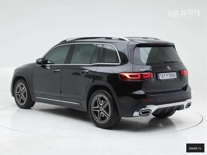 Mercedes-Benz GLB-Class AMG 4